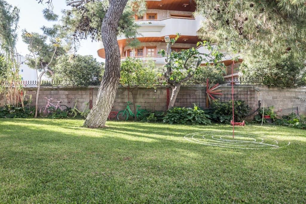 Sunny Apartment With 2 Bedrooms And Garden غليفاذا المظهر الخارجي الصورة