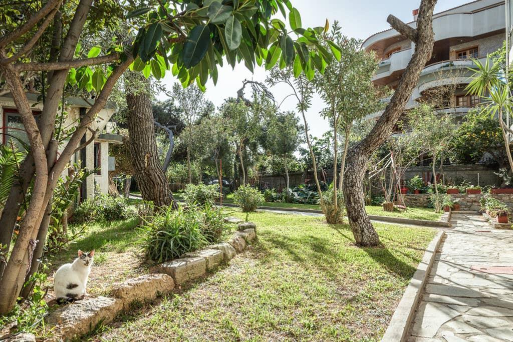 Sunny Apartment With 2 Bedrooms And Garden غليفاذا المظهر الخارجي الصورة