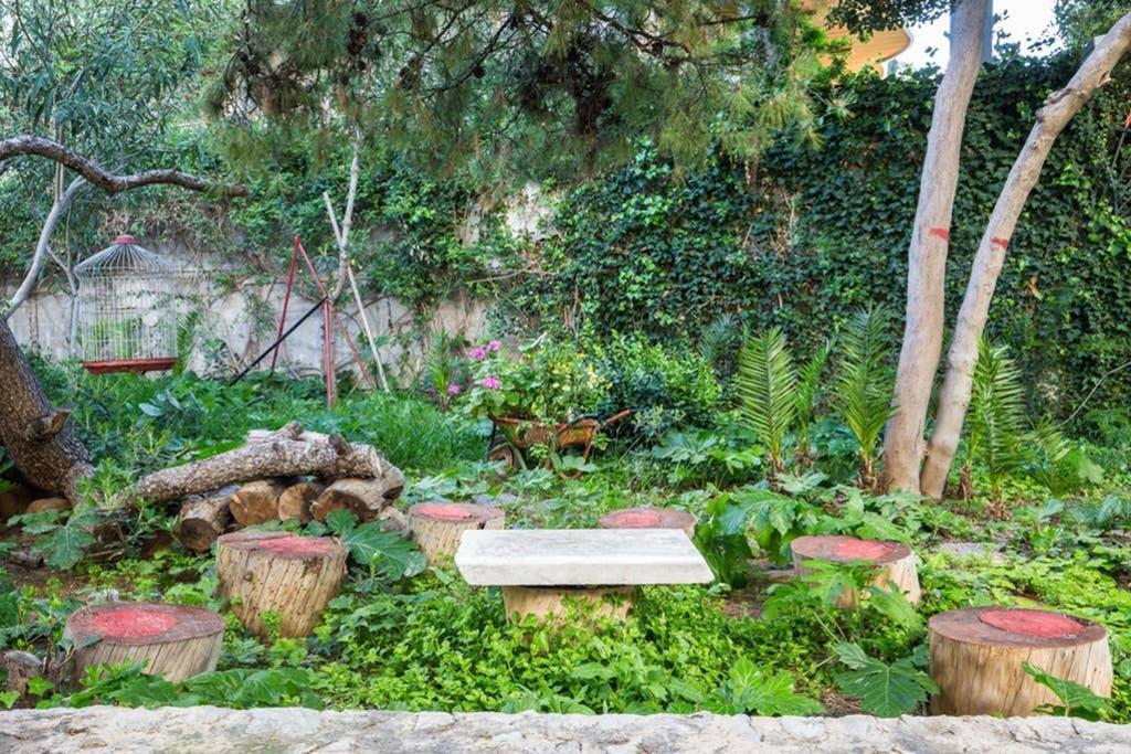 Sunny Apartment With 2 Bedrooms And Garden غليفاذا المظهر الخارجي الصورة